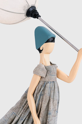 Tischlampe Lampe Frau mit Schirm Titania von Skitso