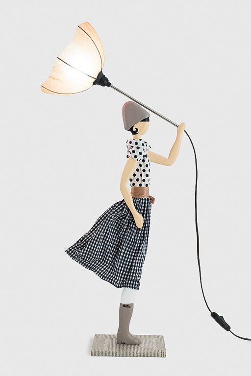 Tischlampe Lampe Frau mit Schirm Jean-Marie von Skitso