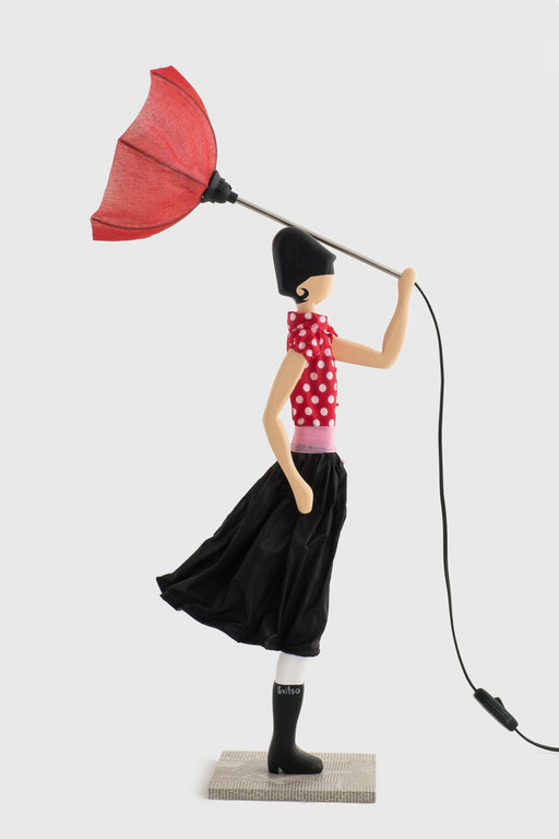 Tischlampe Lampe Frau mit Schirm Minnie von Skitso