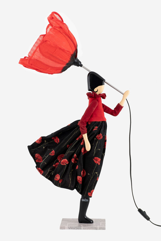 Tischlampe Lampe Frau mit Schirm Rosa von Skitso