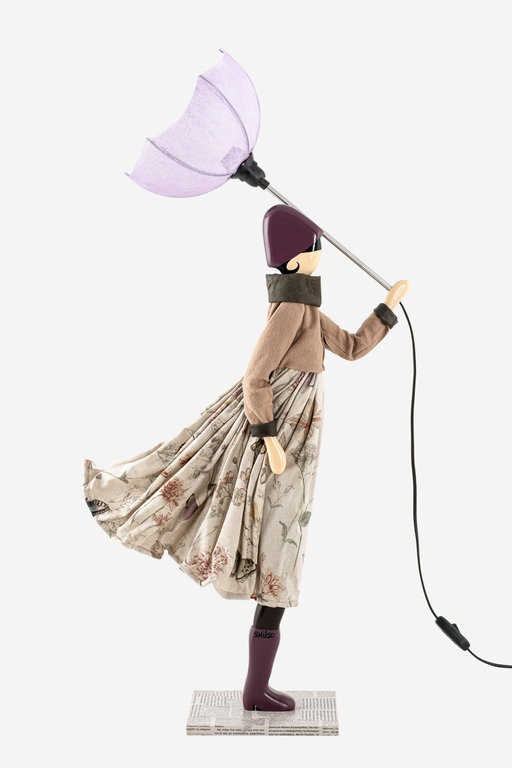 Tischlampe Lampe Frau mit Schirm Debora von Skitso